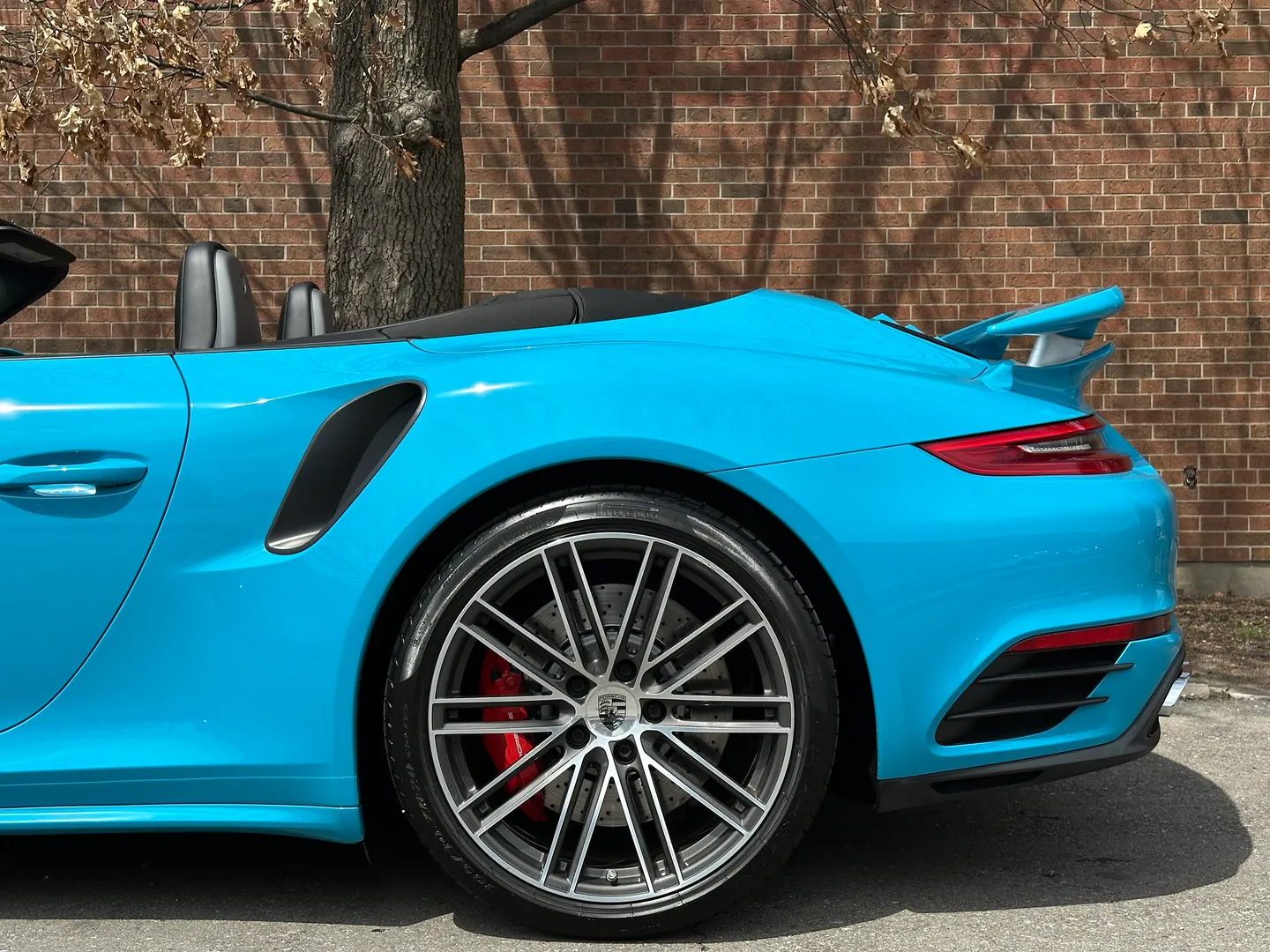 Porsche 911 Turbo Cabriolet — photo 16