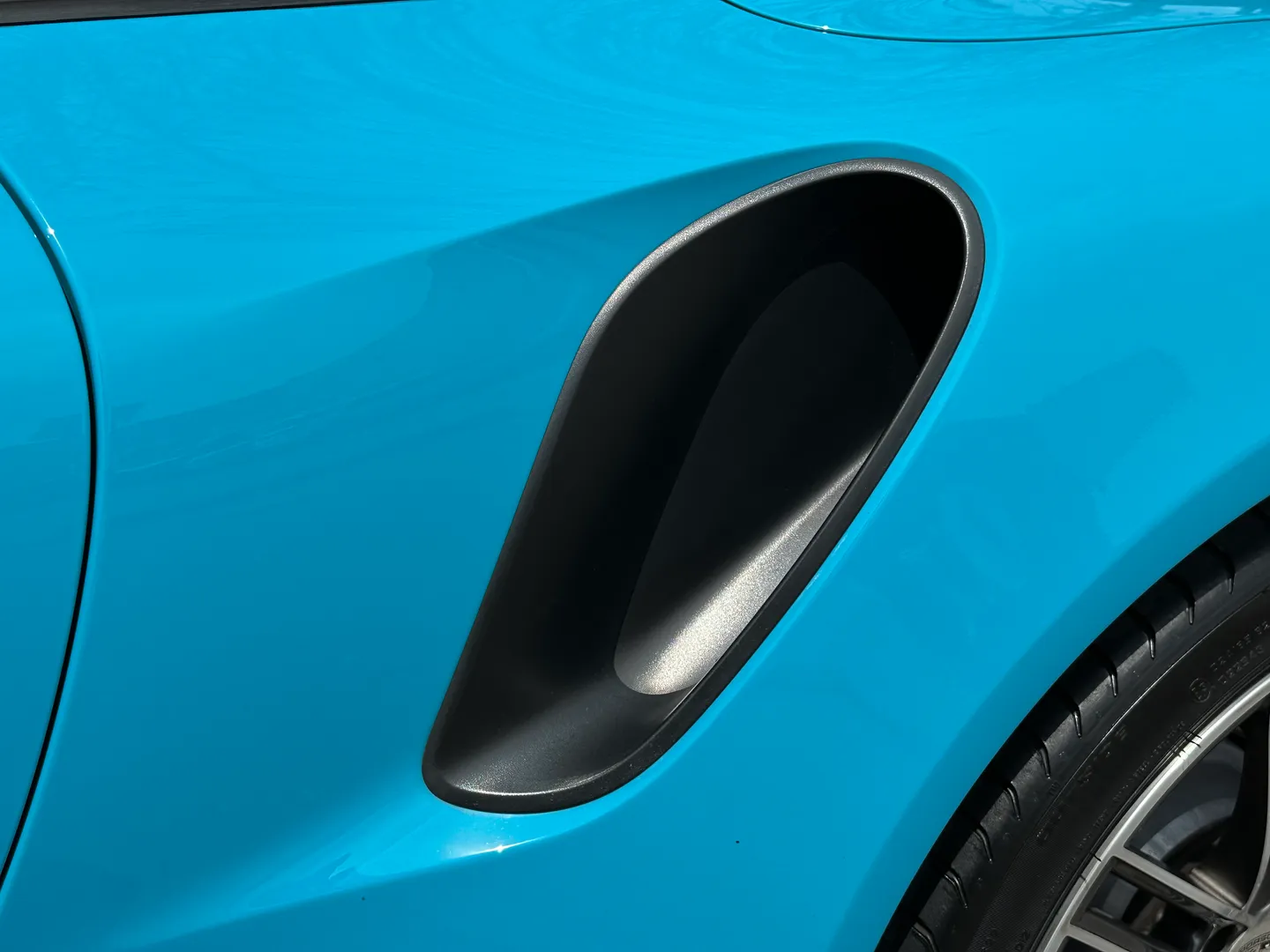 Porsche 911 Turbo Cabriolet — photo 22
