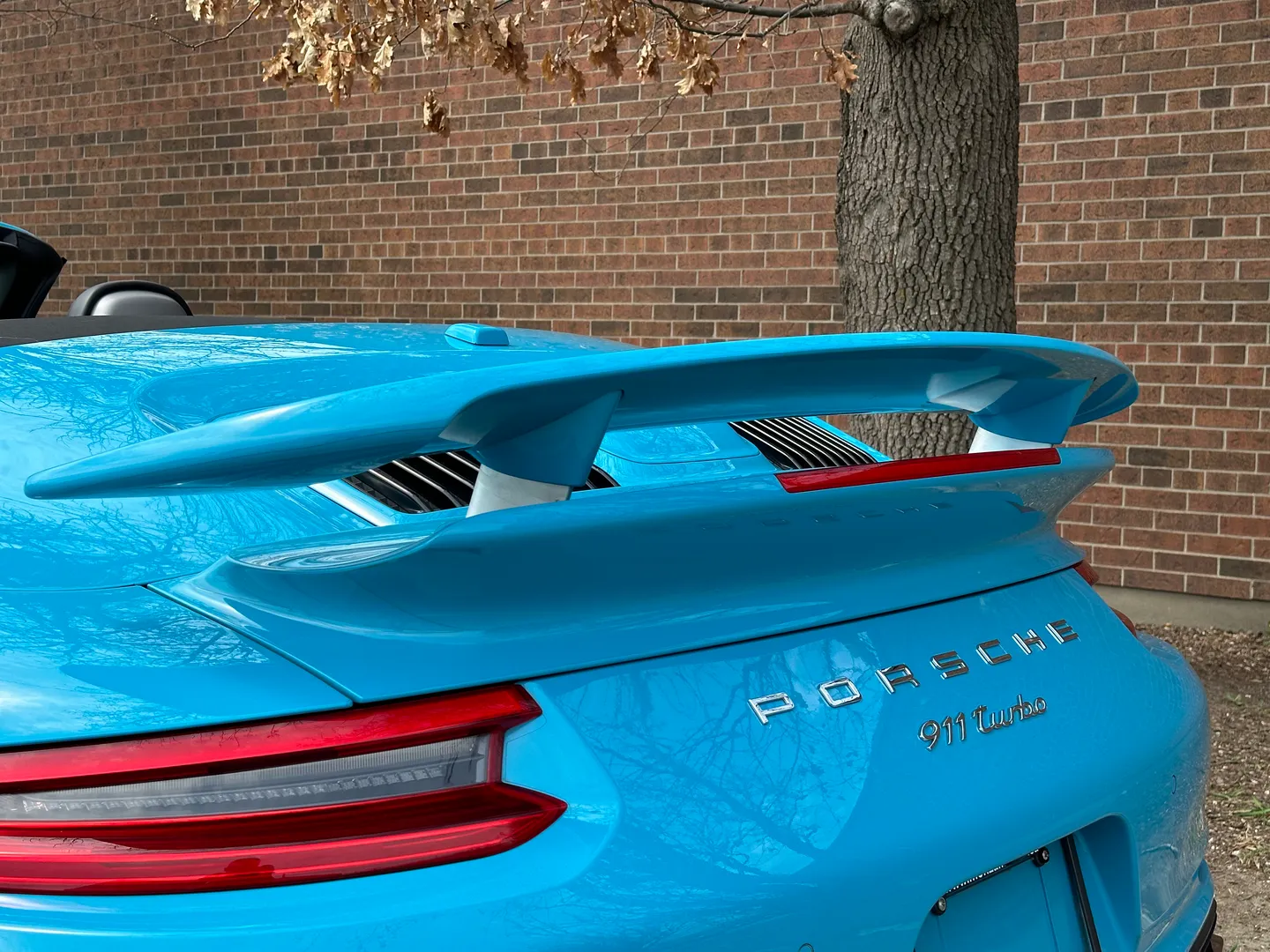 Porsche 911 Turbo Cabriolet — photo 29