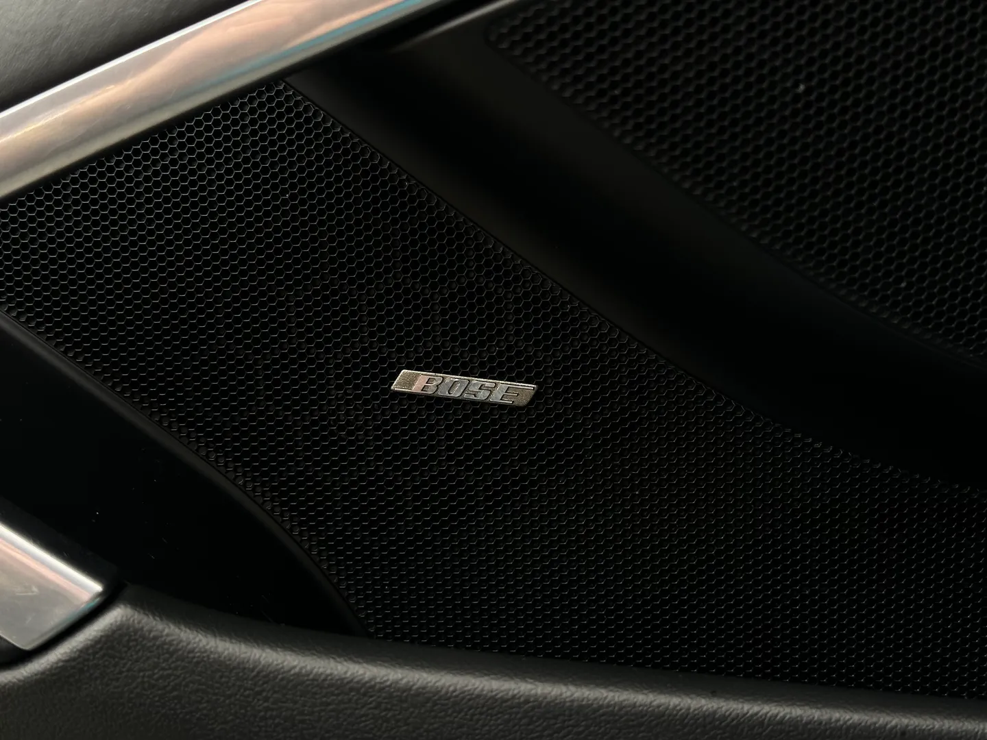 Porsche 911 Turbo Cabriolet — photo 53