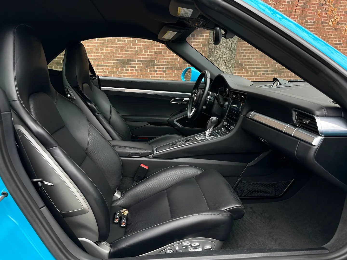 Porsche 911 Turbo Cabriolet — photo 106