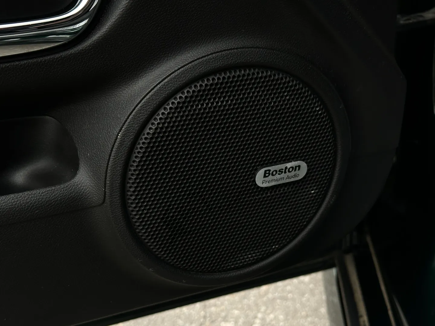 Chevrolet Camaro SS 2SS Green Flash Edition 1/811 — photo 46
