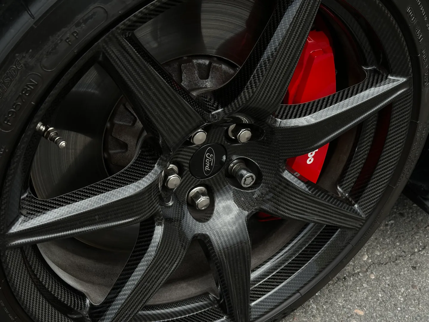 Ford Mustang Shelby GT500 Carbon Track Package — photo 19