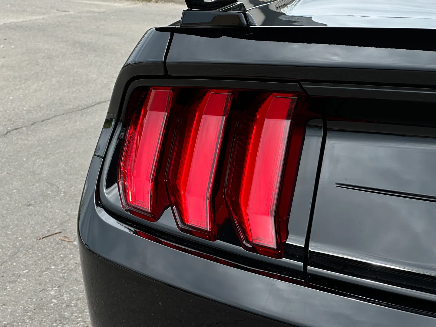Ford Mustang Shelby GT500 Carbon Track Package — photo 35