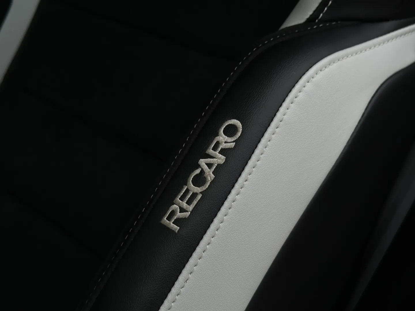 Ford Mustang Shelby GT500 Carbon Track Package — photo 54
