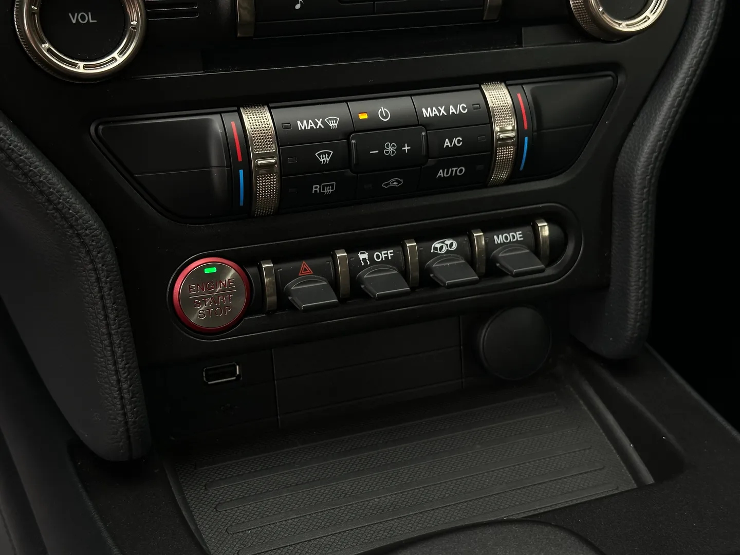 Ford Mustang Shelby GT500 Carbon Track Package — photo 64