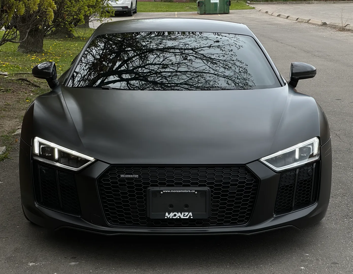 Audi R8 V10 Plus Quattro Coupe — photo 3