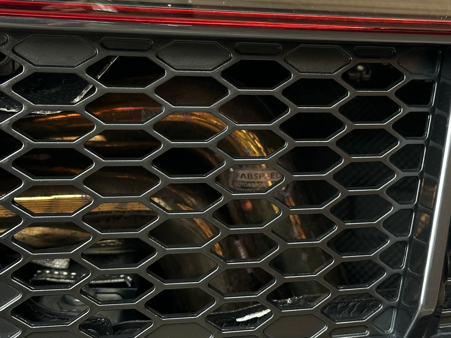 Audi R8 V10 Plus Quattro Coupe — photo 32