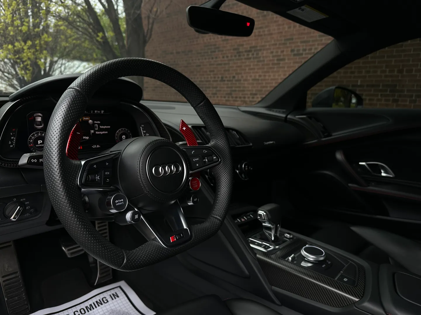 Audi R8 V10 Plus Quattro Coupe — photo 42