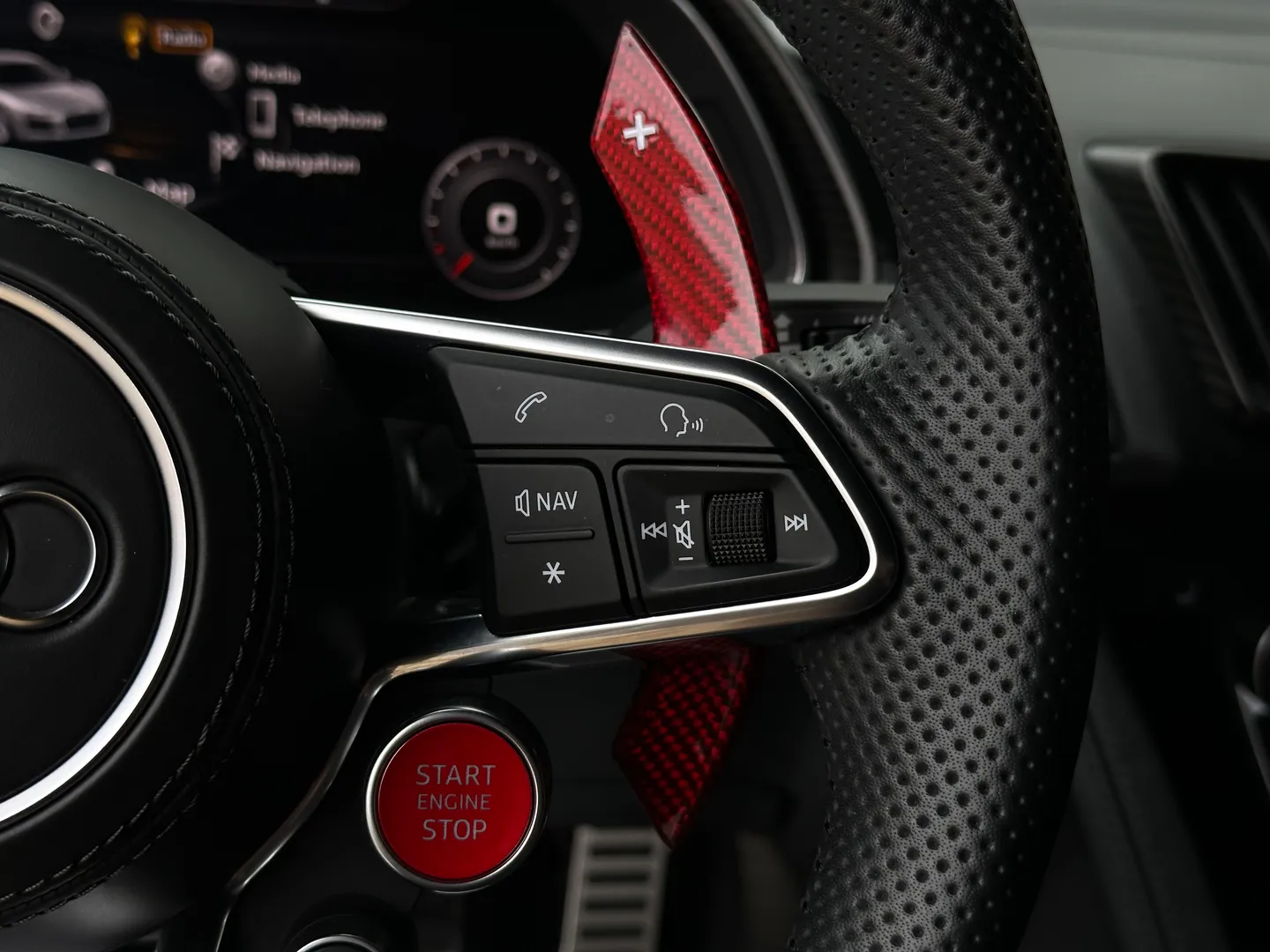 Audi R8 V10 Plus Quattro Coupe — photo 75