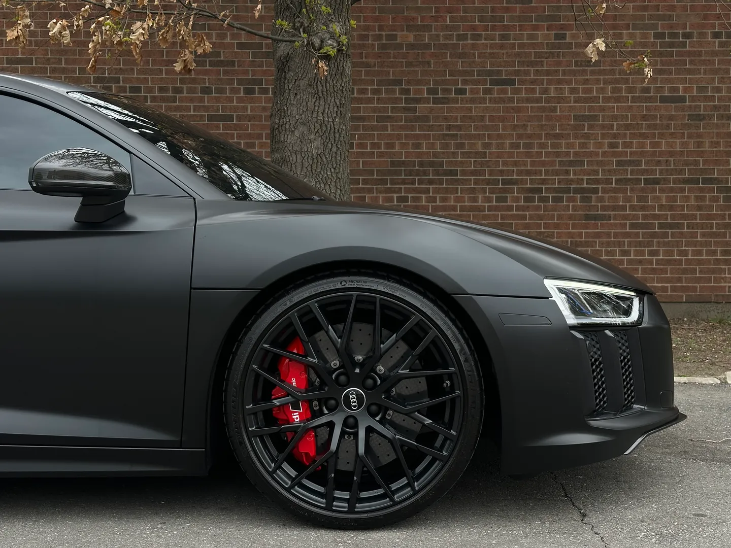 Audi R8 V10 Plus Quattro Coupe — photo 85