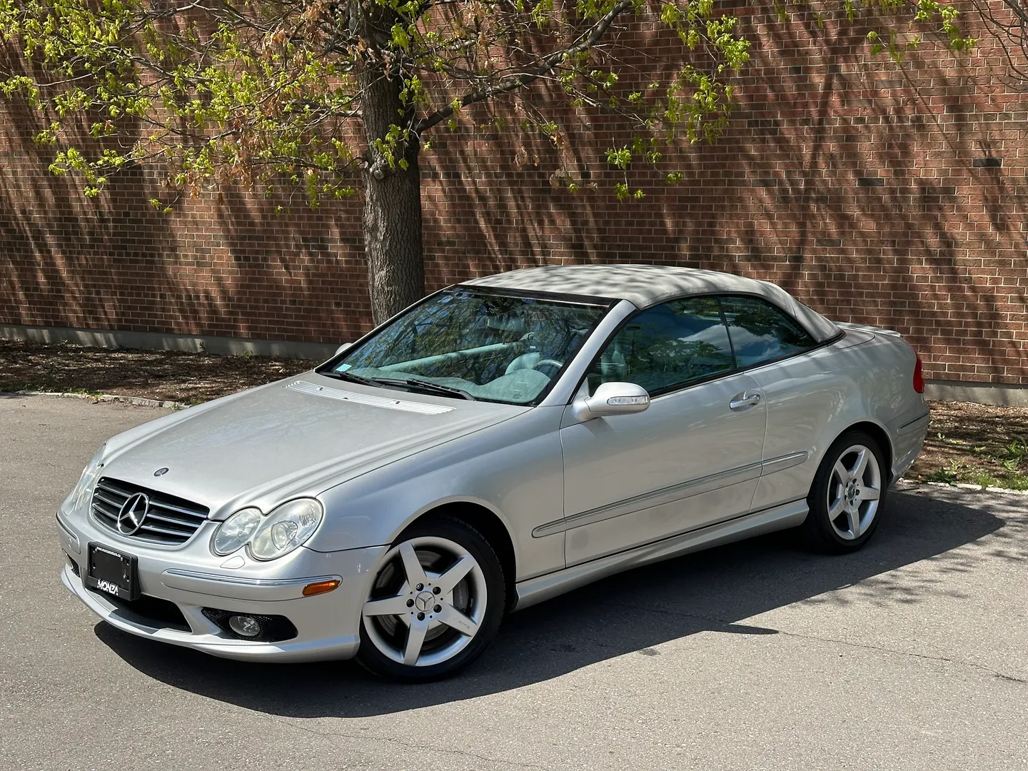 Mercedes Benz CLK 500 AMG Package Cabriolet — photo 4
