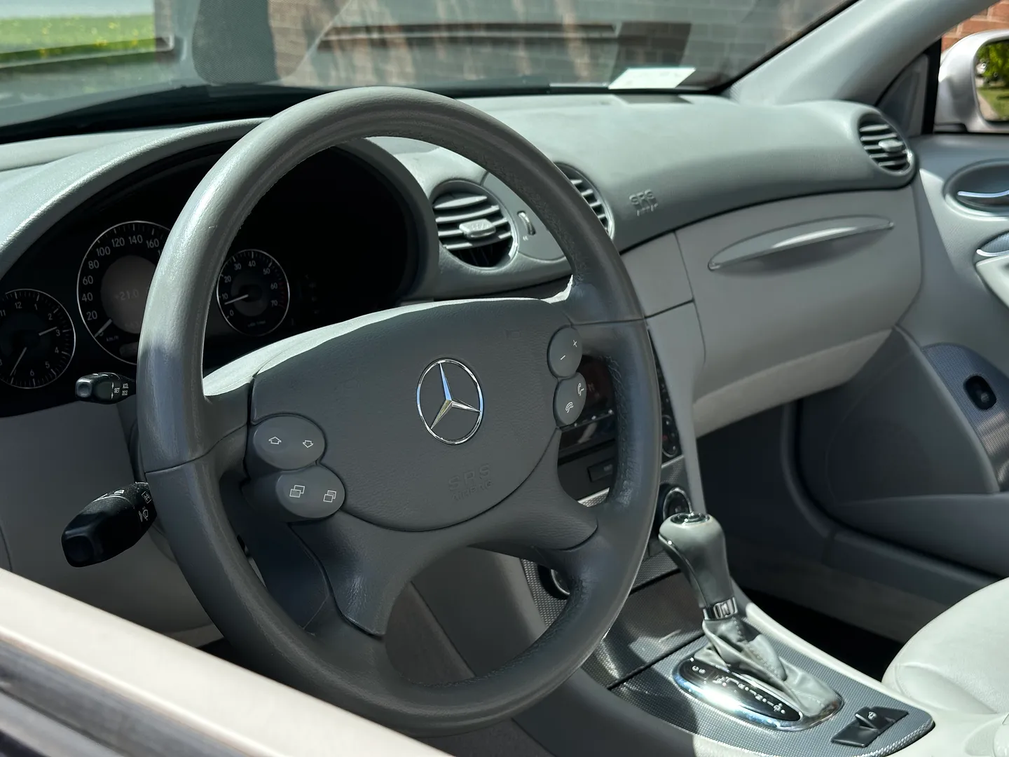 Mercedes Benz CLK 500 AMG Package Cabriolet — photo 21