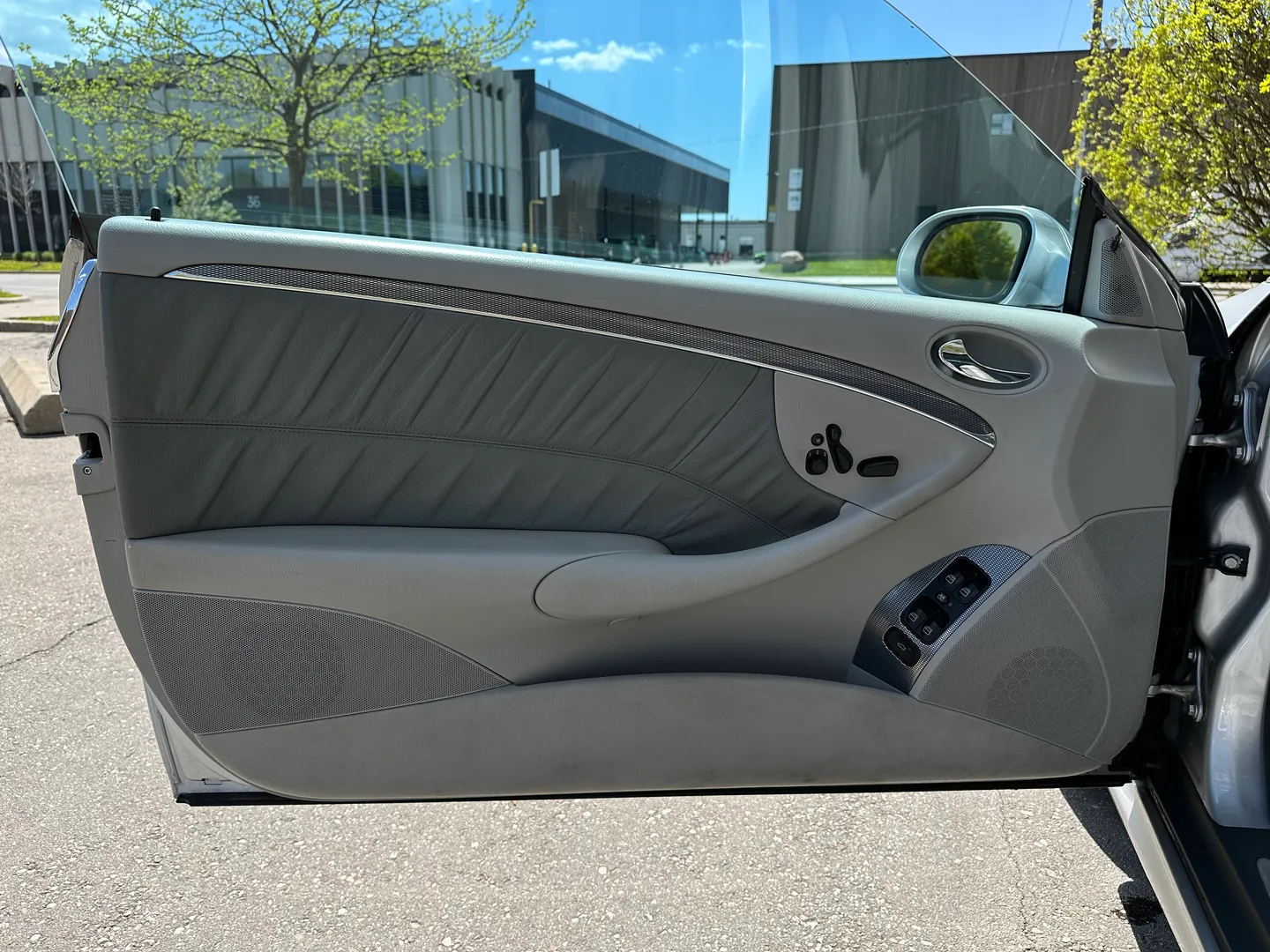 Mercedes Benz CLK 500 AMG Package Cabriolet — photo 46