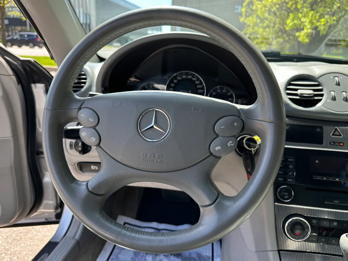 Mercedes Benz CLK 500 AMG Package Cabriolet — photo 64