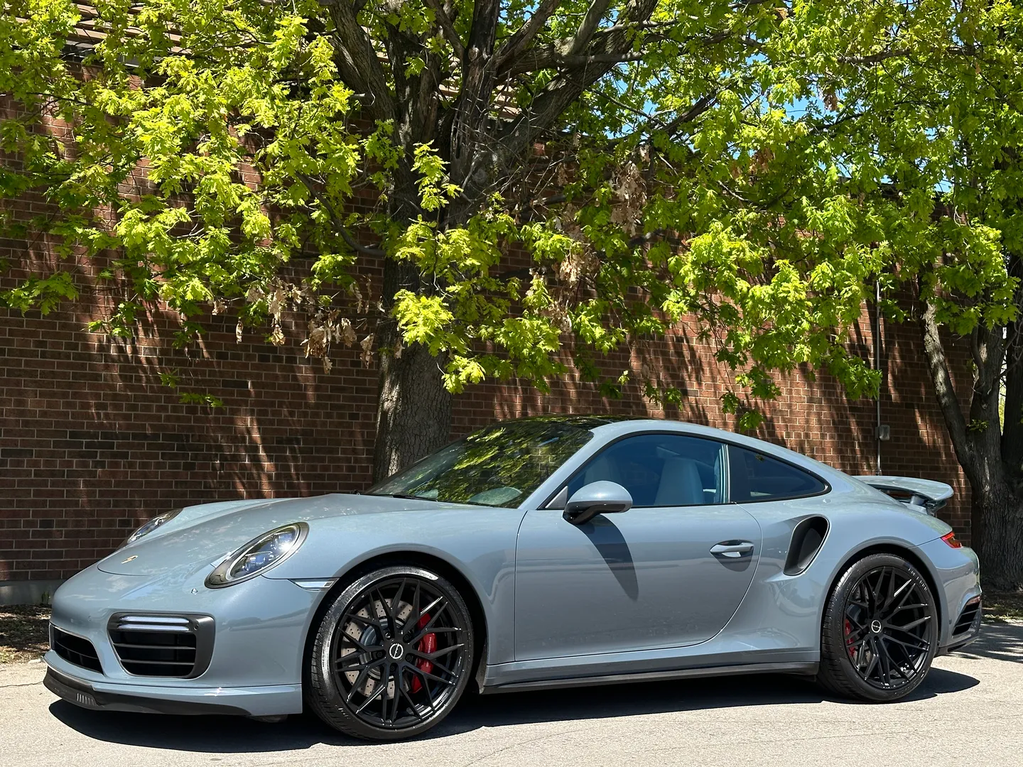Porsche 911 Turbo Coupe — photo 9
