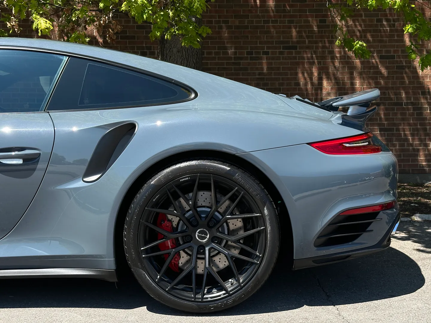 Porsche 911 Turbo Coupe — photo 13