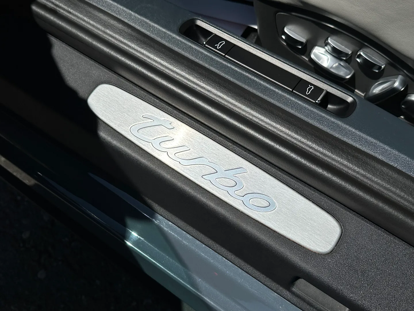 Porsche 911 Turbo Coupe — photo 45