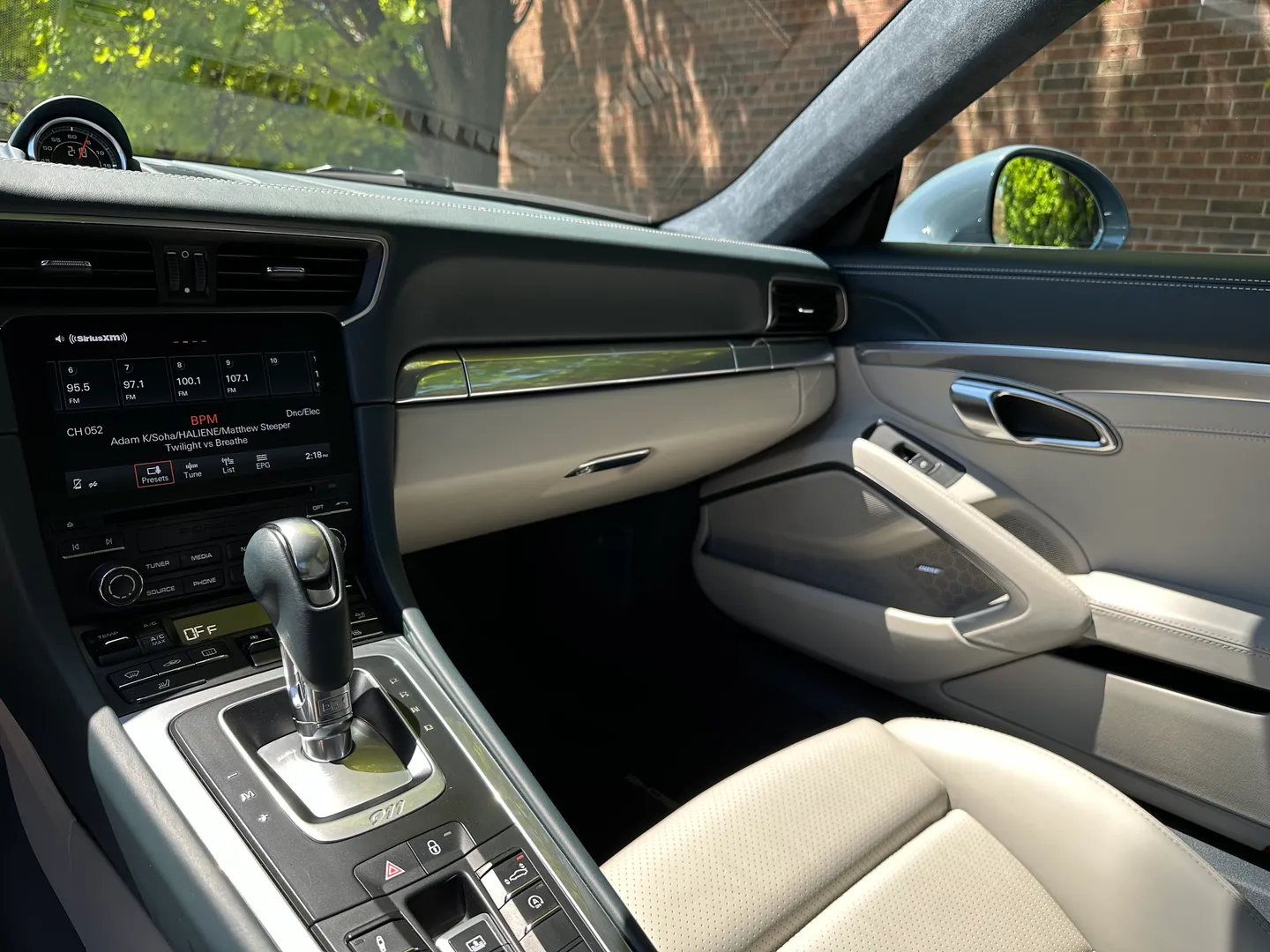 Porsche 911 Turbo Coupe — photo 55