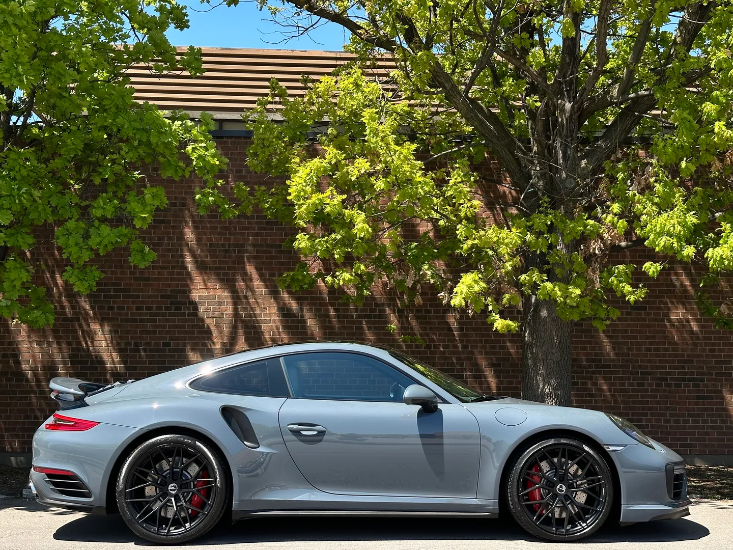 Porsche 911 Turbo Coupe — photo 97