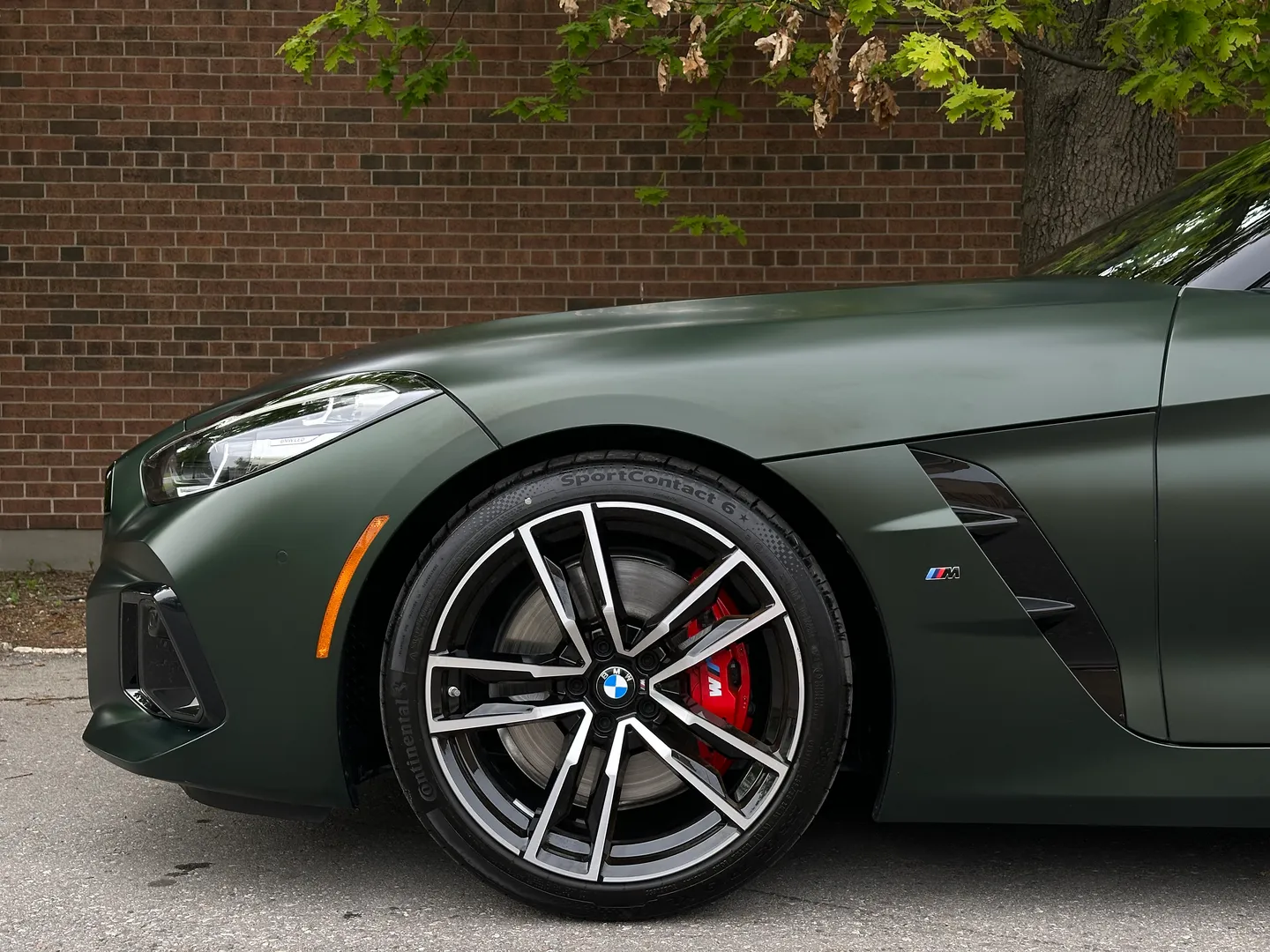 BMW Z4 M40i 6 Speed Manual Roadster — photo 13