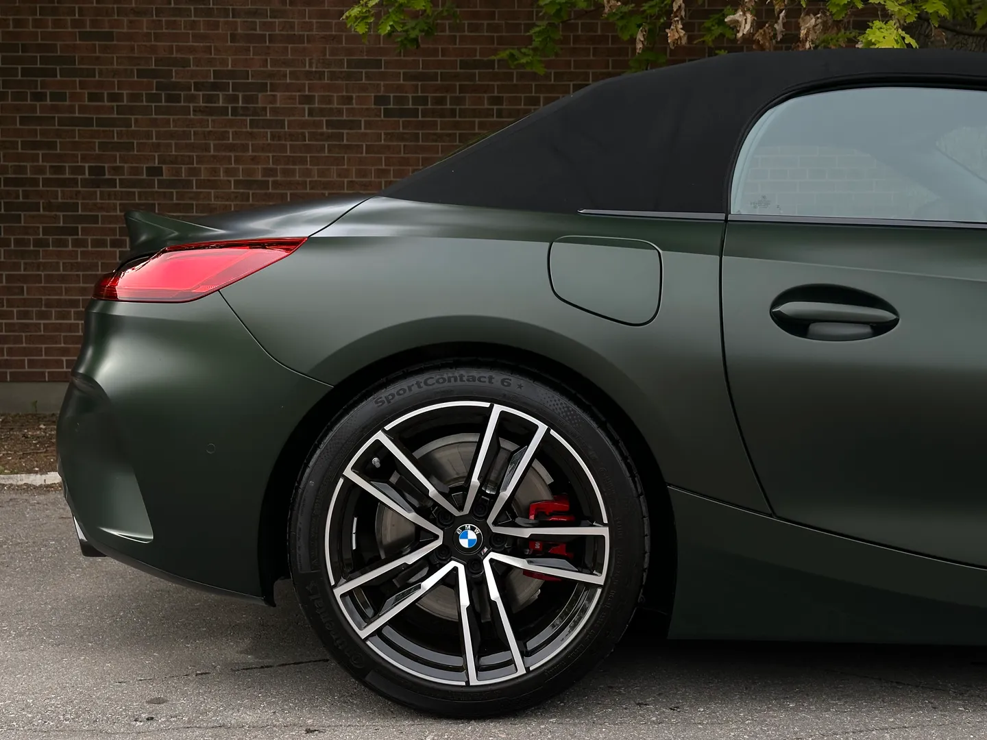 BMW Z4 M40i 6 Speed Manual Roadster — photo 92