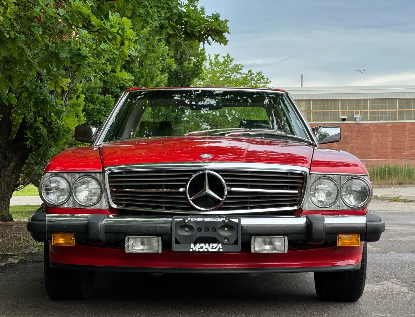 Mercedes Benz 560SL  — photo 3