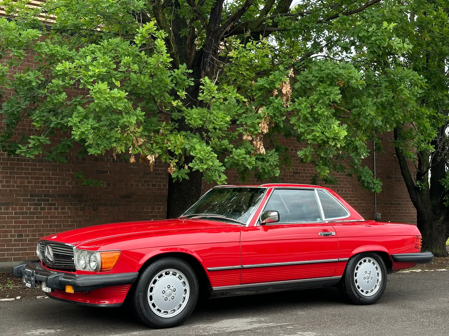 Mercedes Benz 560SL  — photo 9