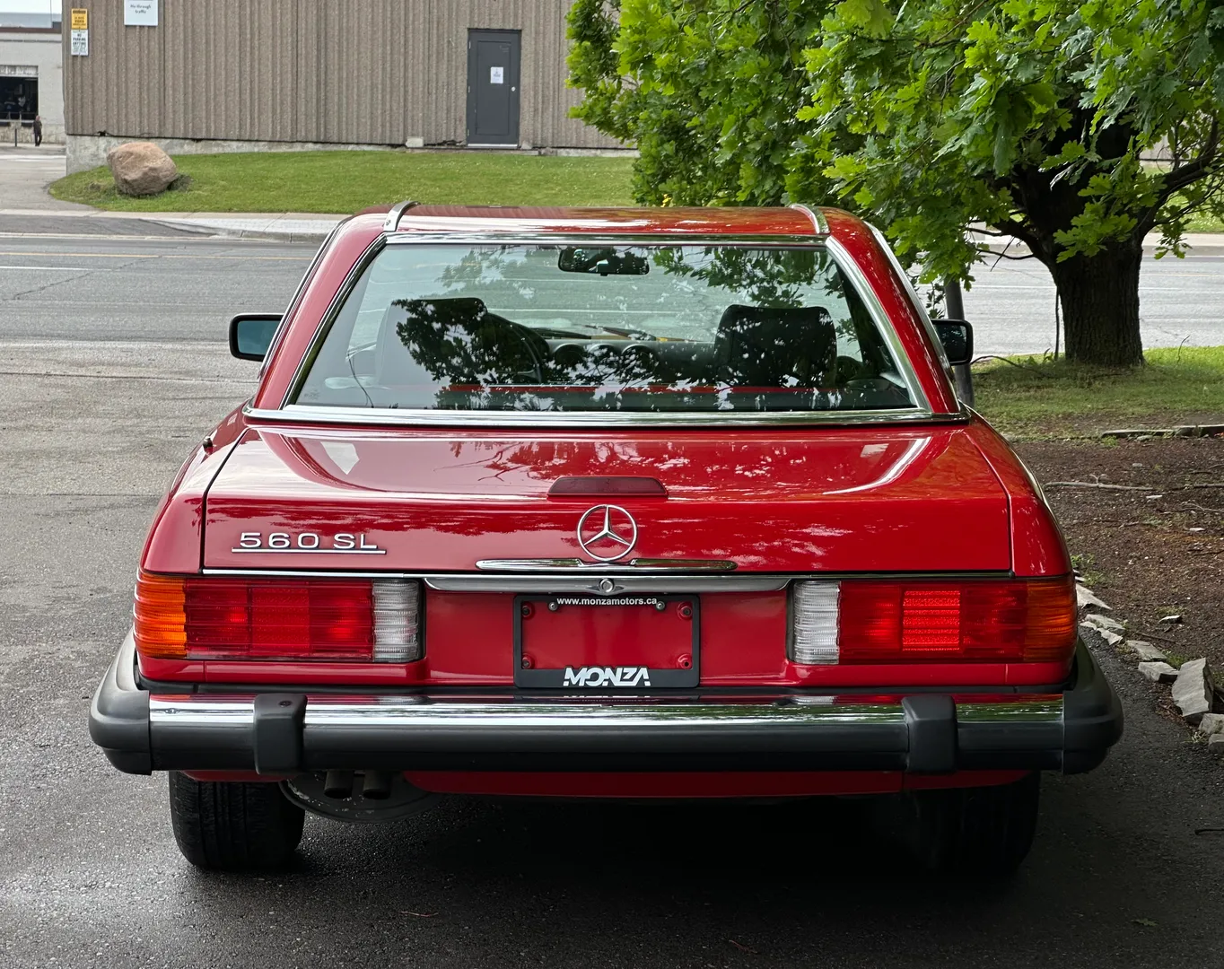 Mercedes Benz 560SL  — photo 27