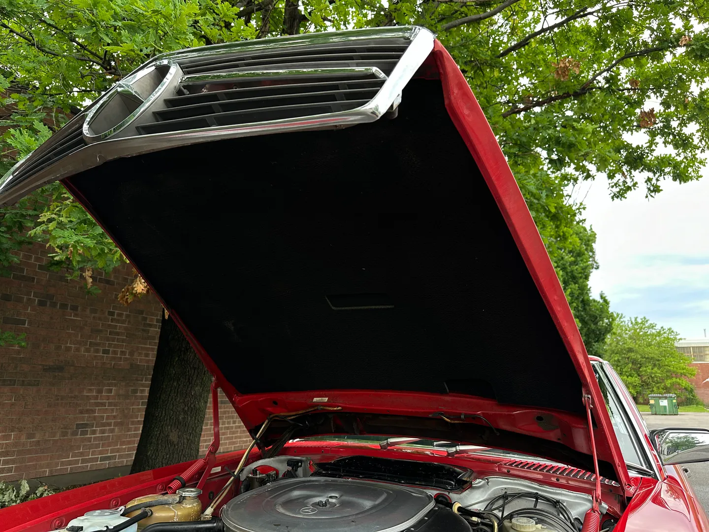 Mercedes Benz 560SL  — photo 39