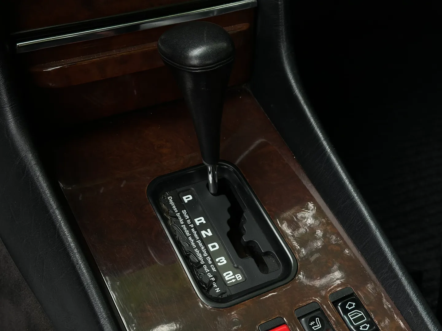 Mercedes Benz 560SL  — photo 51