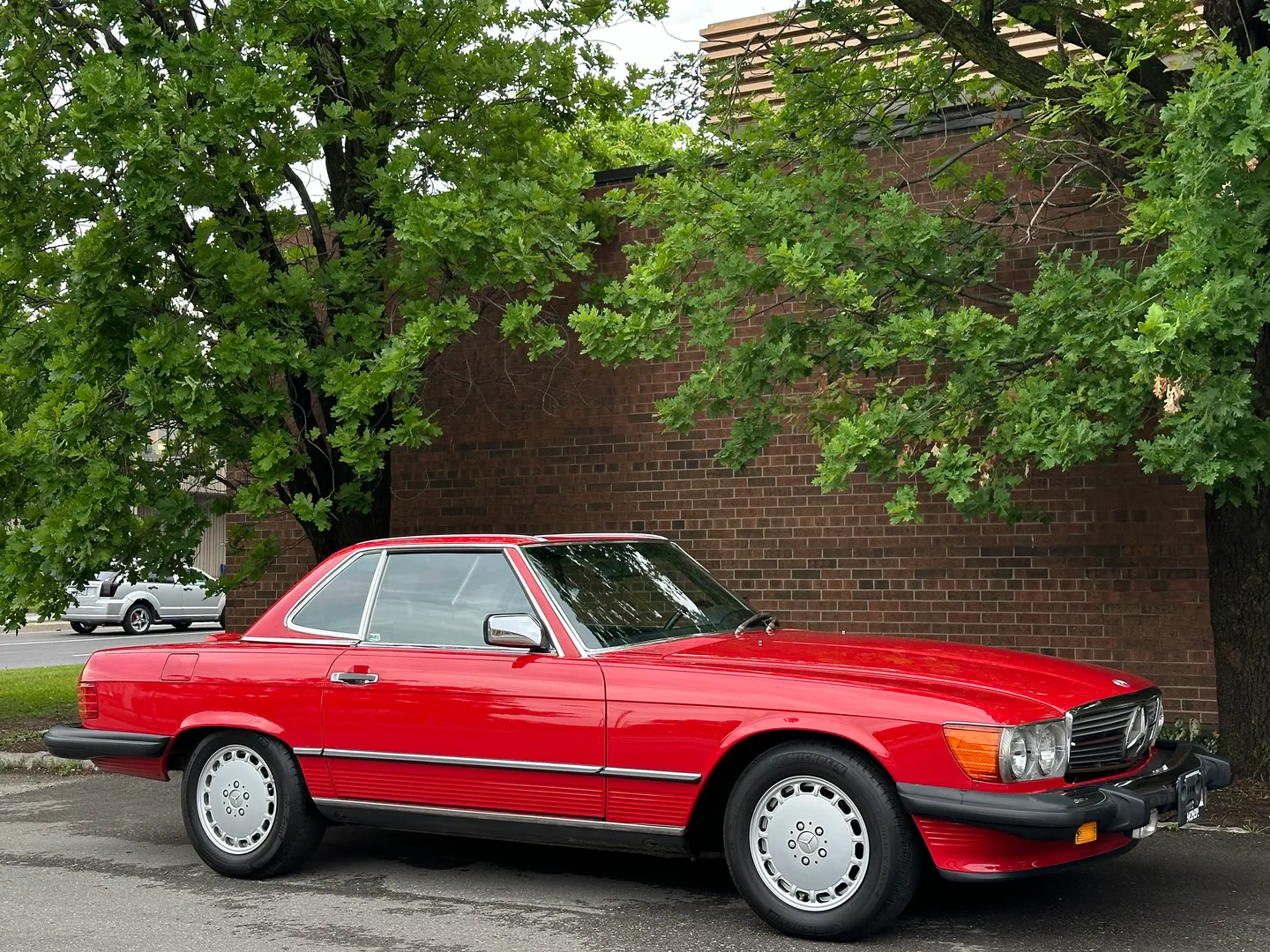 Mercedes Benz 560SL  — photo 73