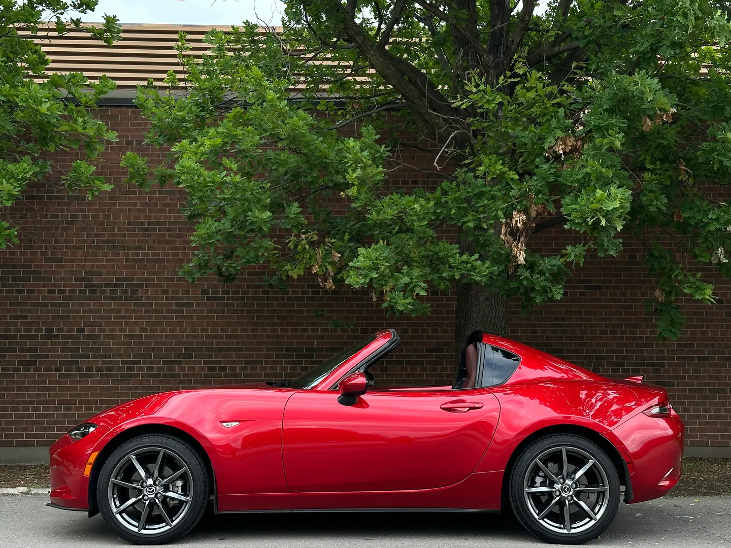 Mazda MX5 Miata RF GT — photo 10