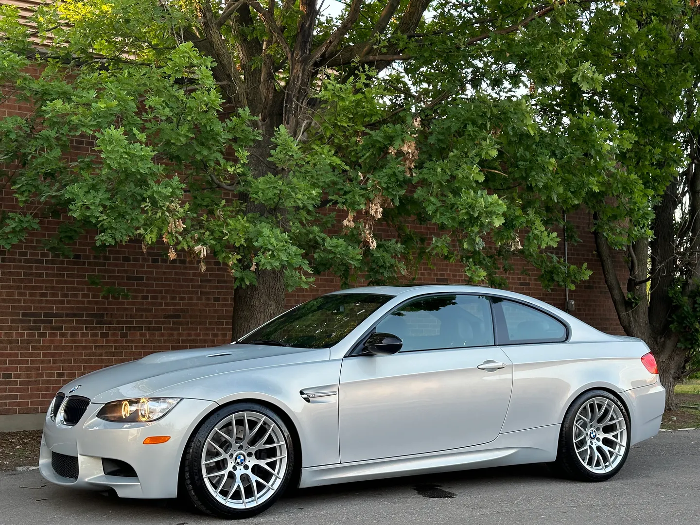 BMW M3 Coupe DCT Individual Paint — photo 9