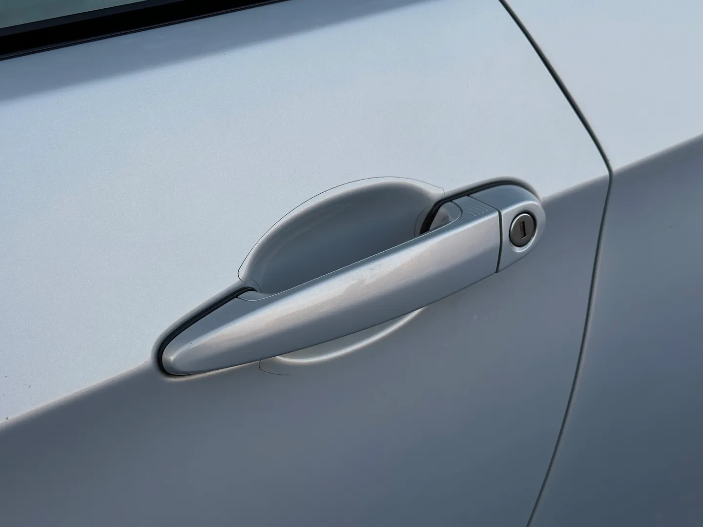 BMW M3 Coupe DCT Individual Paint — photo 23