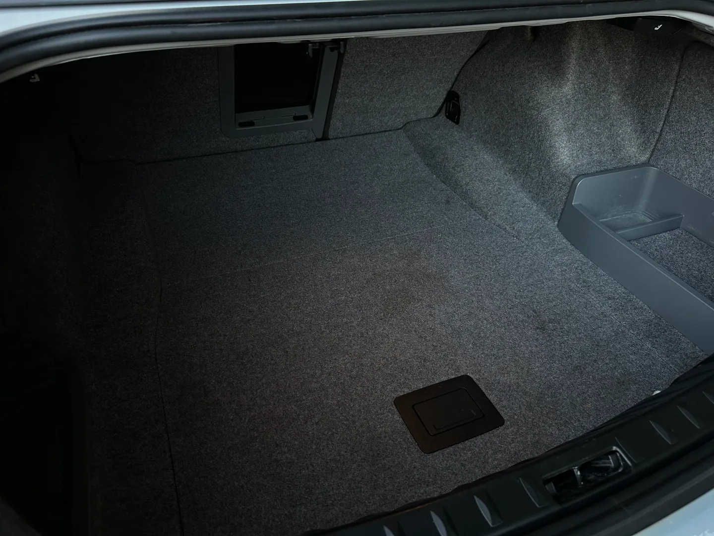 BMW M3 Coupe DCT Individual Paint — photo 33