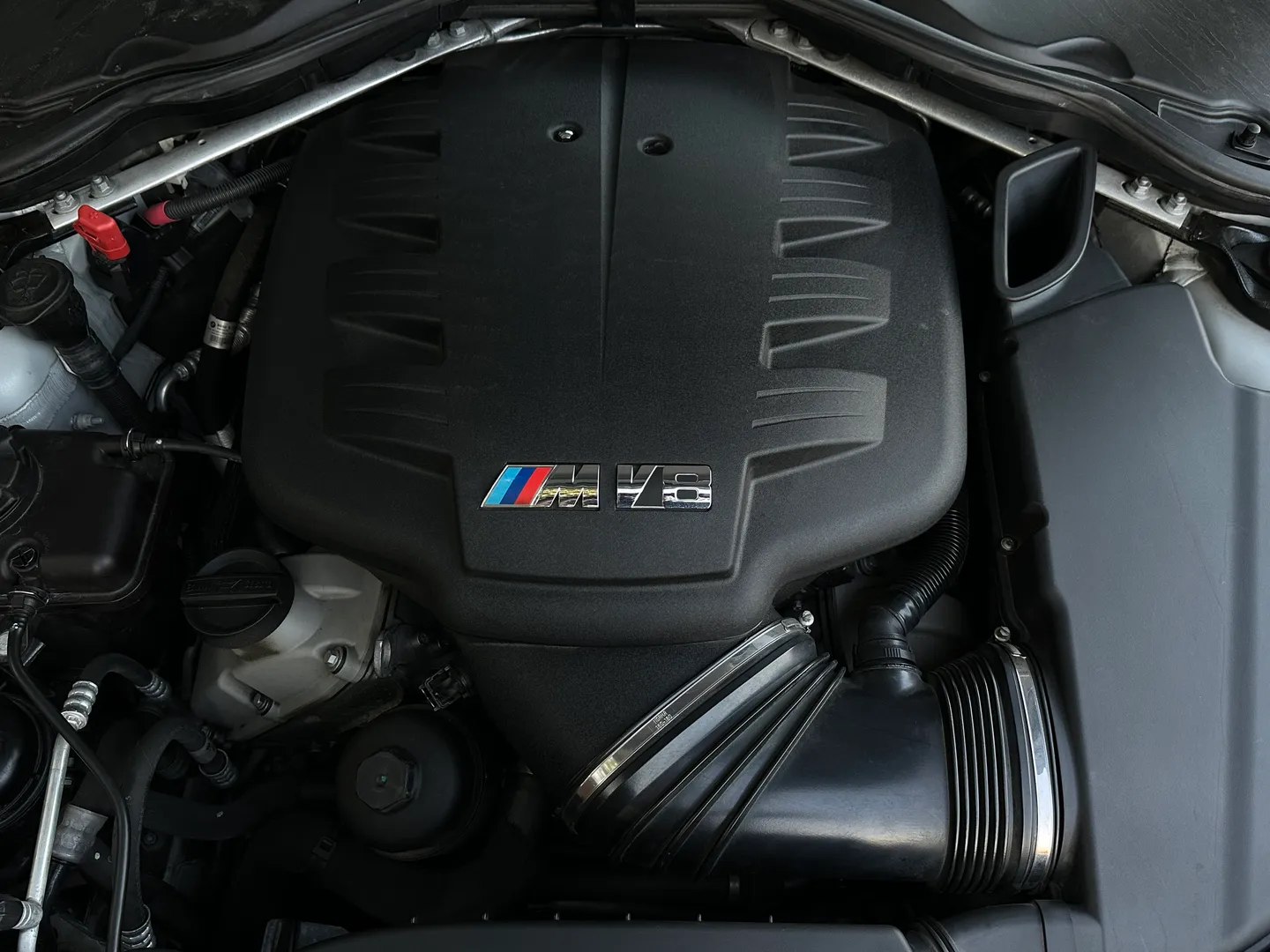 BMW M3 Coupe DCT Individual Paint — photo 37