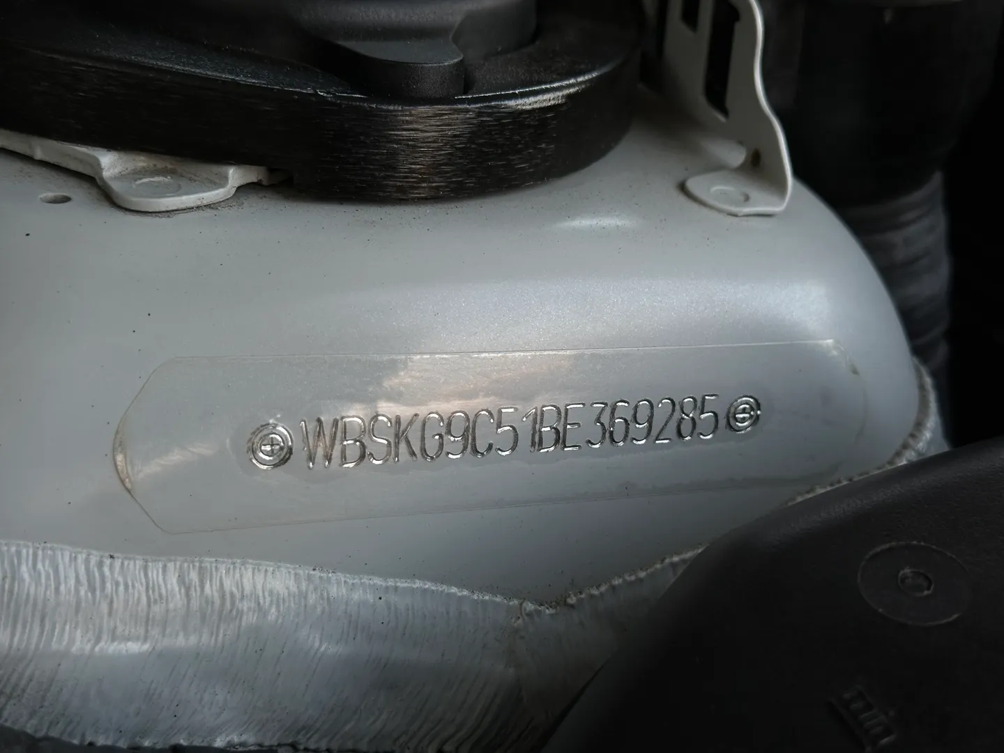 BMW M3 Coupe DCT Individual Paint — photo 42