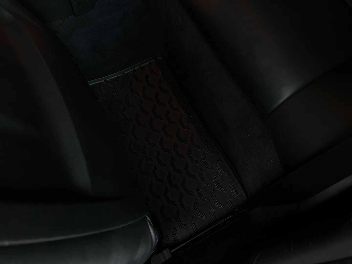BMW M3 Coupe DCT Individual Paint — photo 53