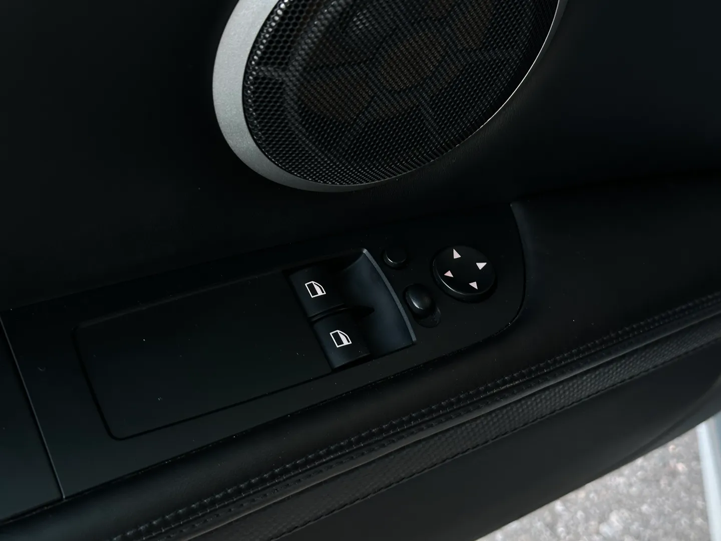 BMW M3 Coupe DCT Individual Paint — photo 57