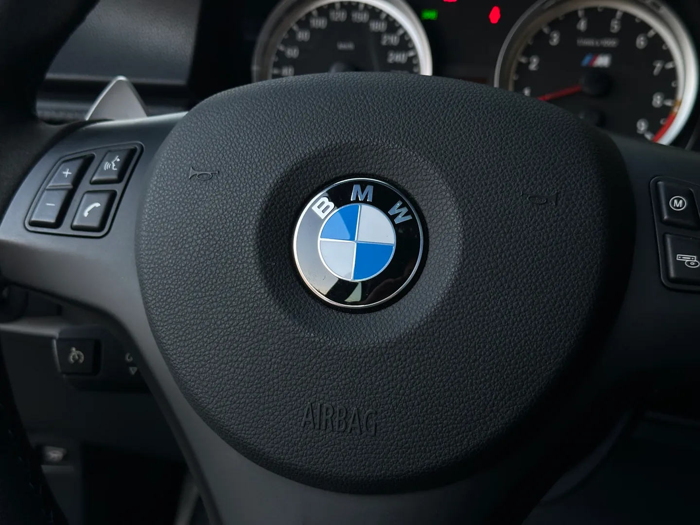 BMW M3 Coupe DCT Individual Paint — photo 86