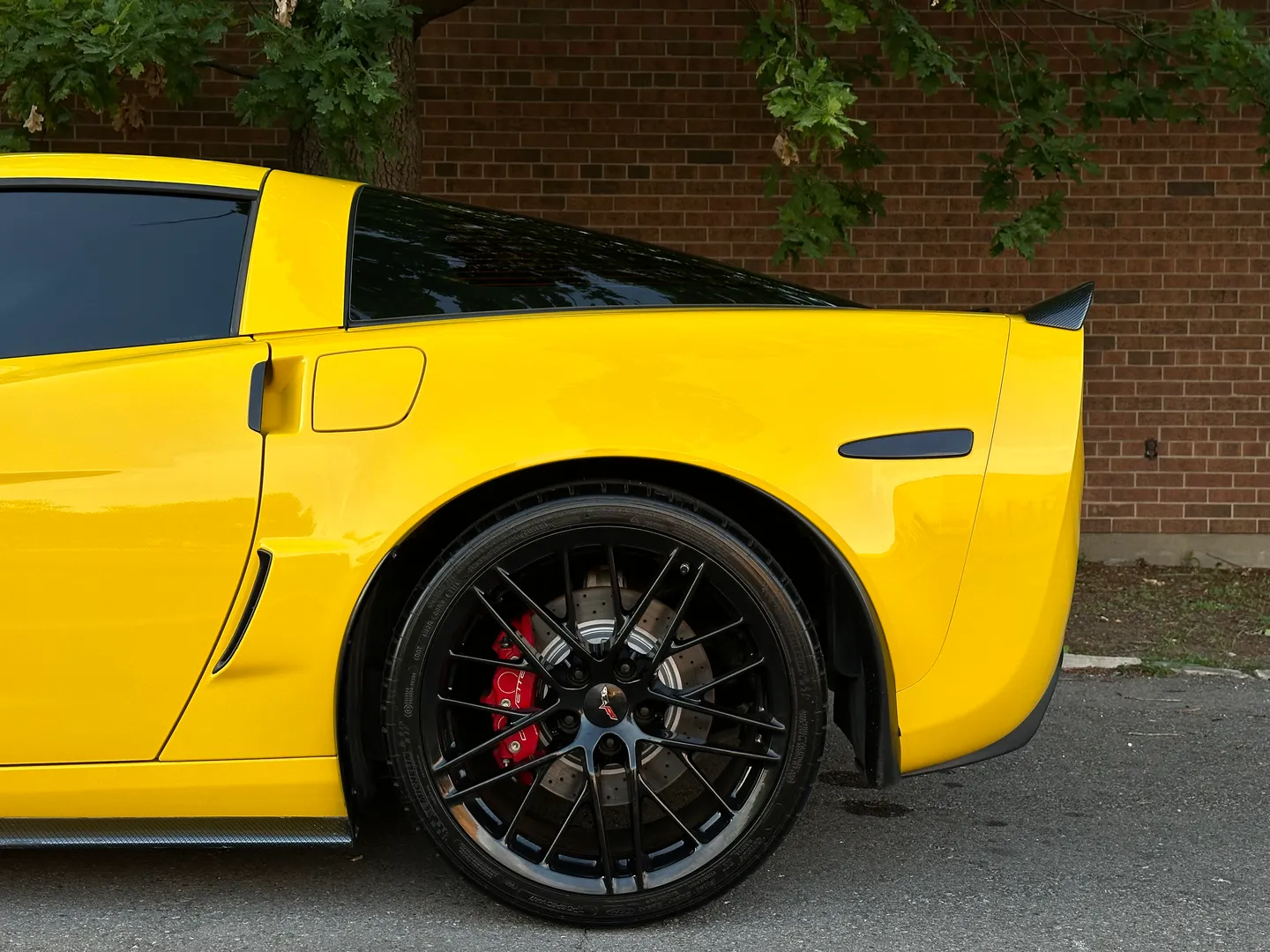Chevrolet Corvette Z06 — photo 14