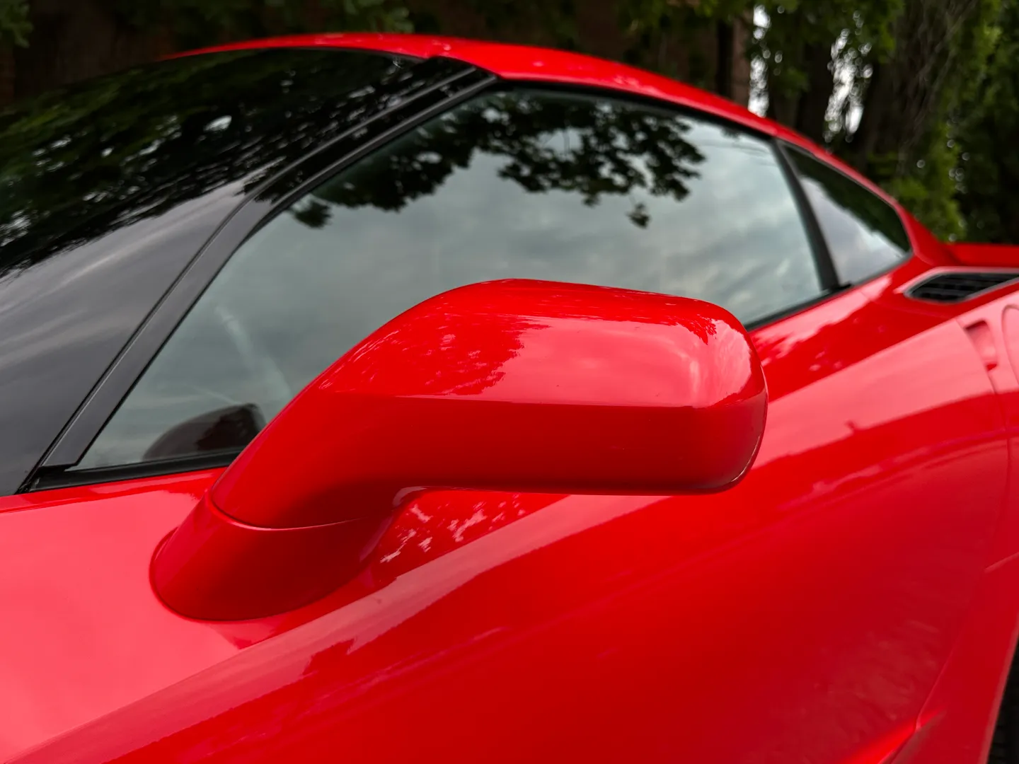 Chevrolet Corvette Stingray Z51 Performance Package 7 Speed Manual 2LT — photo 22