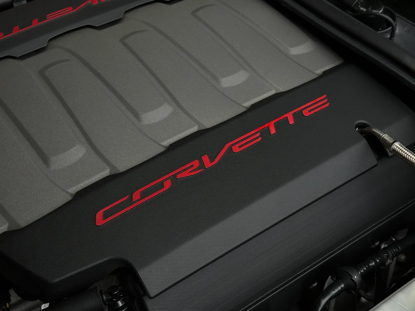 Chevrolet Corvette Stingray Z51 Performance Package 7 Speed Manual 2LT — photo 37