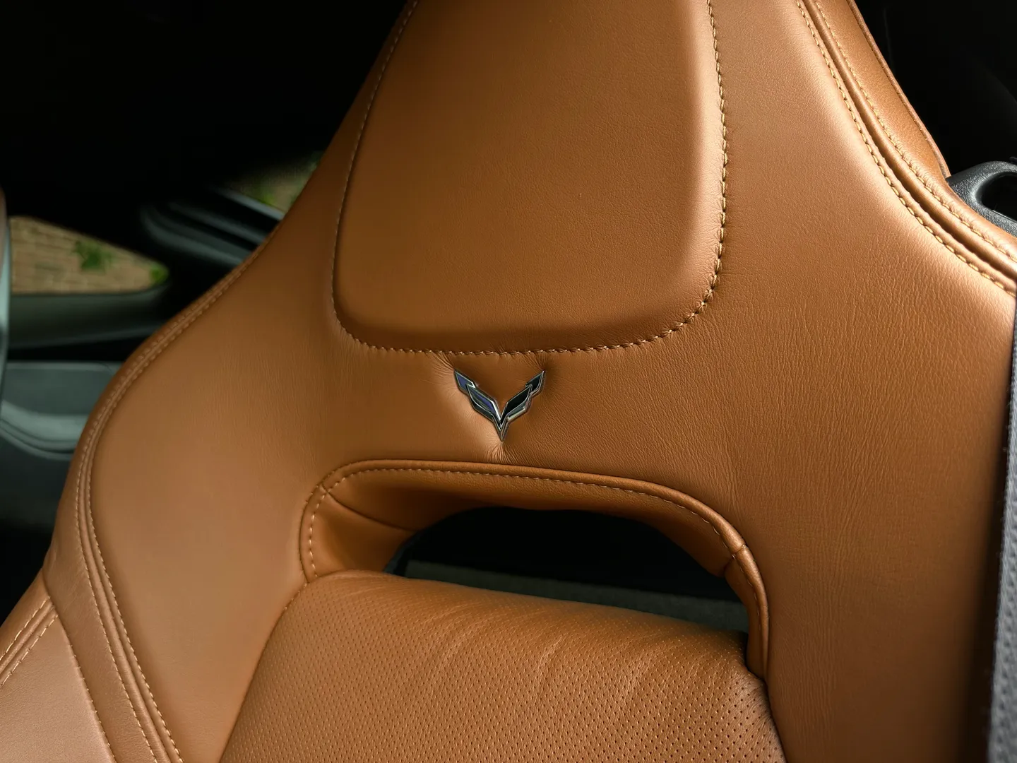 Chevrolet Corvette Stingray Z51 Performance Package 7 Speed Manual 2LT — photo 42