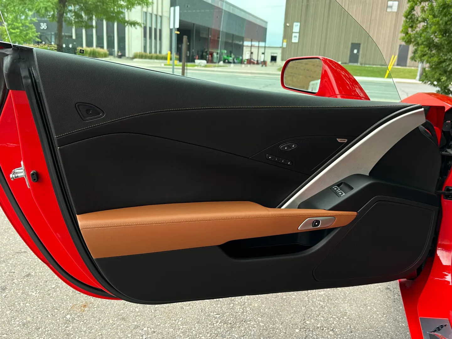 Chevrolet Corvette Stingray Z51 Performance Package 7 Speed Manual 2LT — photo 45