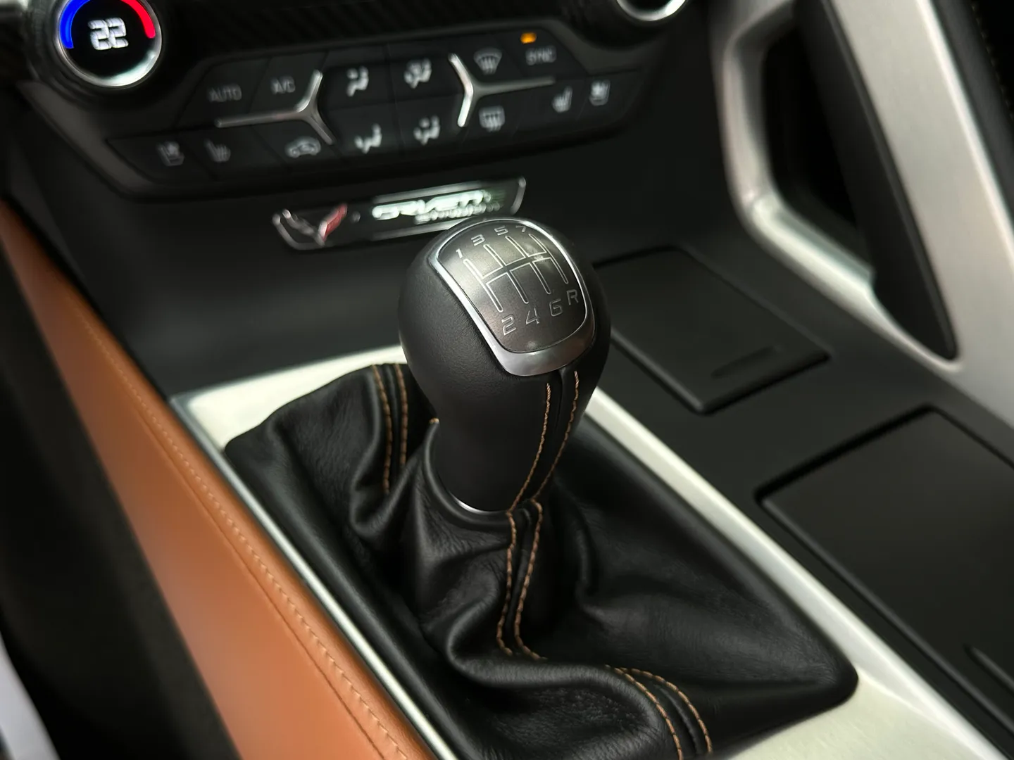 Chevrolet Corvette Stingray Z51 Performance Package 7 Speed Manual 2LT — photo 50