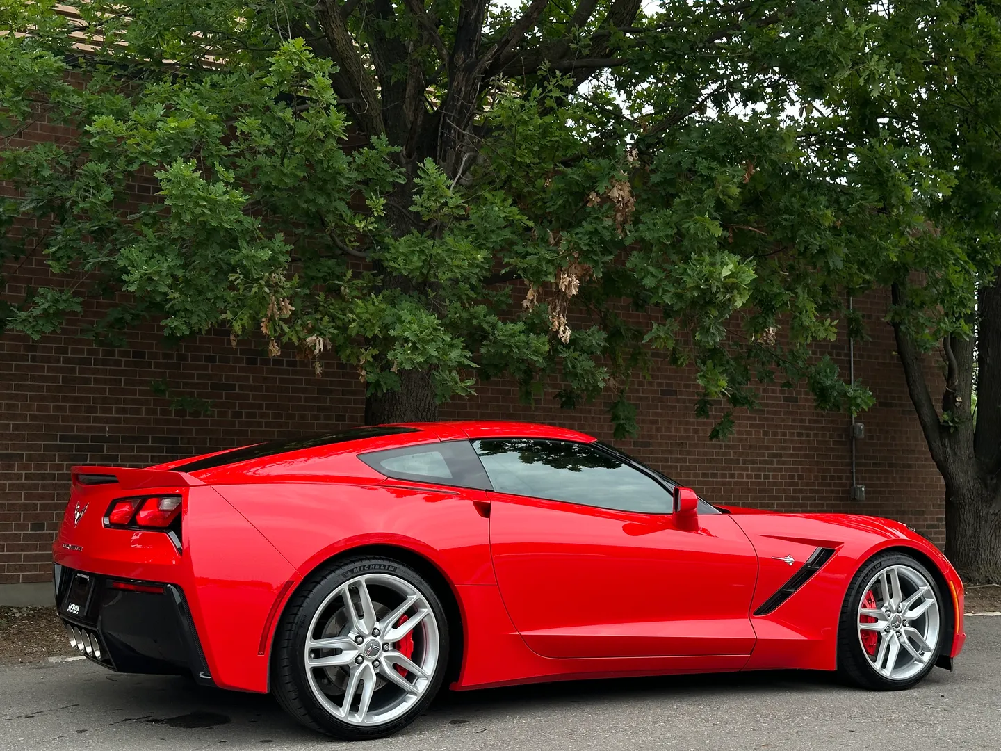Chevrolet Corvette Stingray Z51 Performance Package 7 Speed Manual 2LT — photo 92