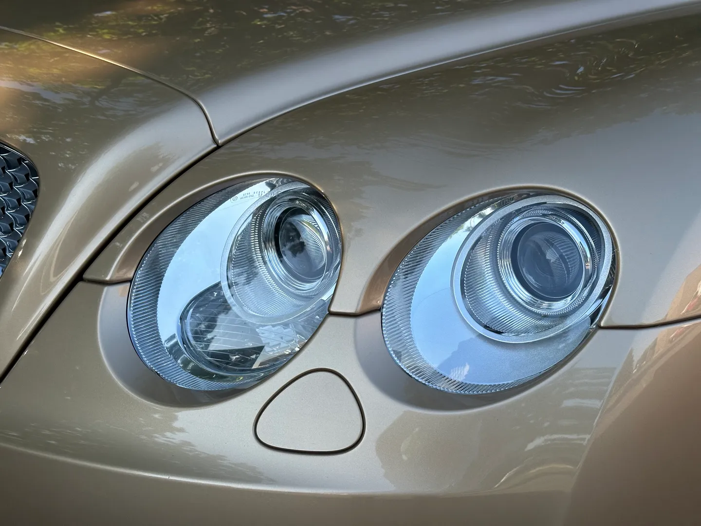 Bentley Continental Flying Spur — photo 8