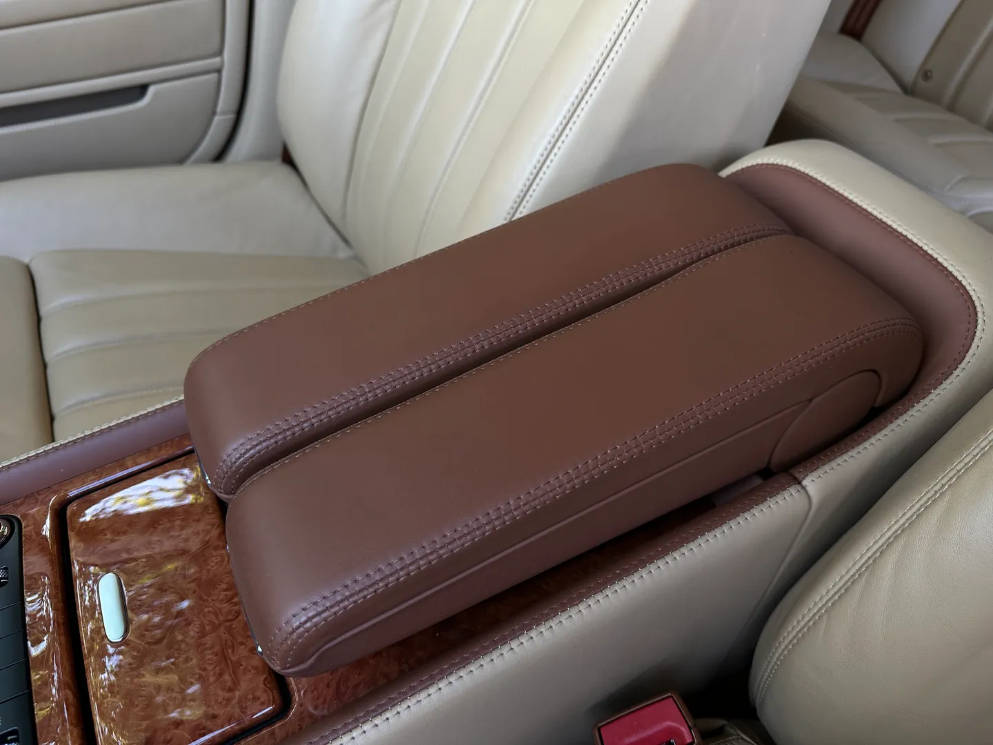 Bentley Continental Flying Spur — photo 62